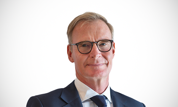 Olof_Persson_Chief_Executive_Officer_Iveco Group_1_grey